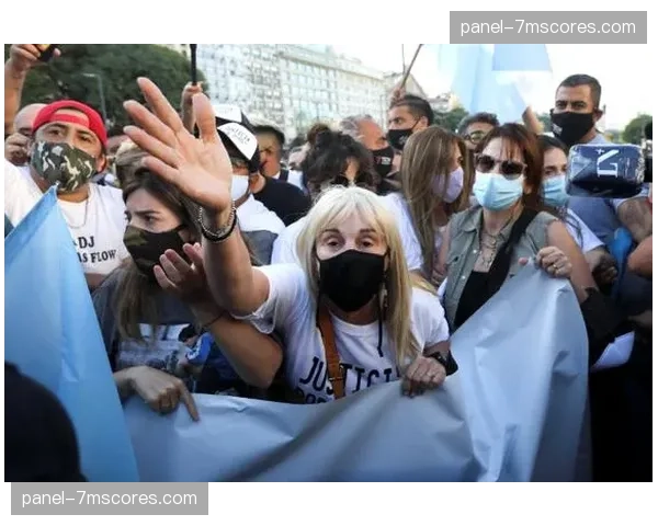 马德里竞技球迷组织发起抗议，抵制新一轮付费观赛套餐提价