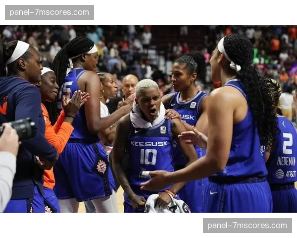 西雅图风暴续约全防守阵容成员埃齐·马格贝戈